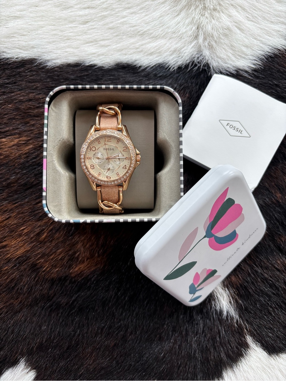 Fossil Women's Rose Gold Link-Accent Crystal Watch